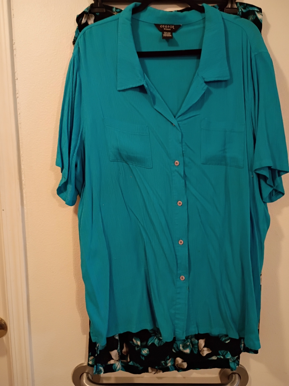 Olsenboye Turquoise Button-Front Short Sleeve Shirt